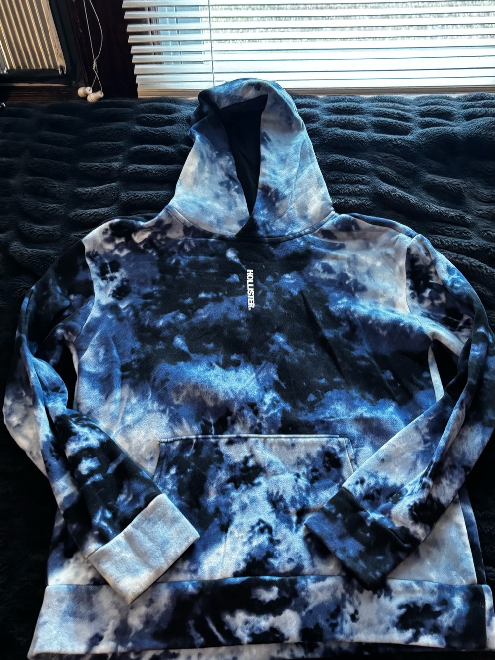 Hollister Men's Blue Tie-Dye Hoodie Sweatshirt